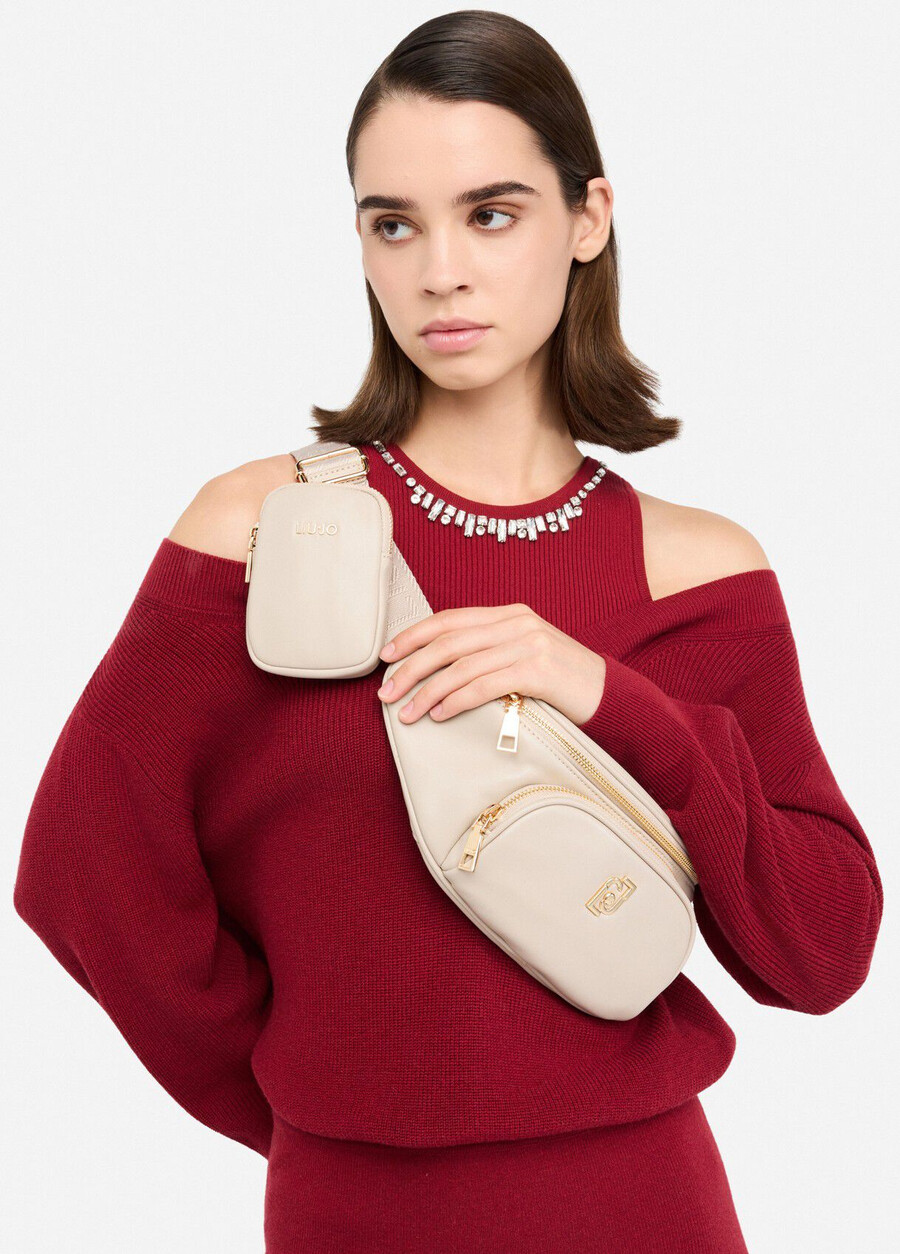 pouch bag with clutch