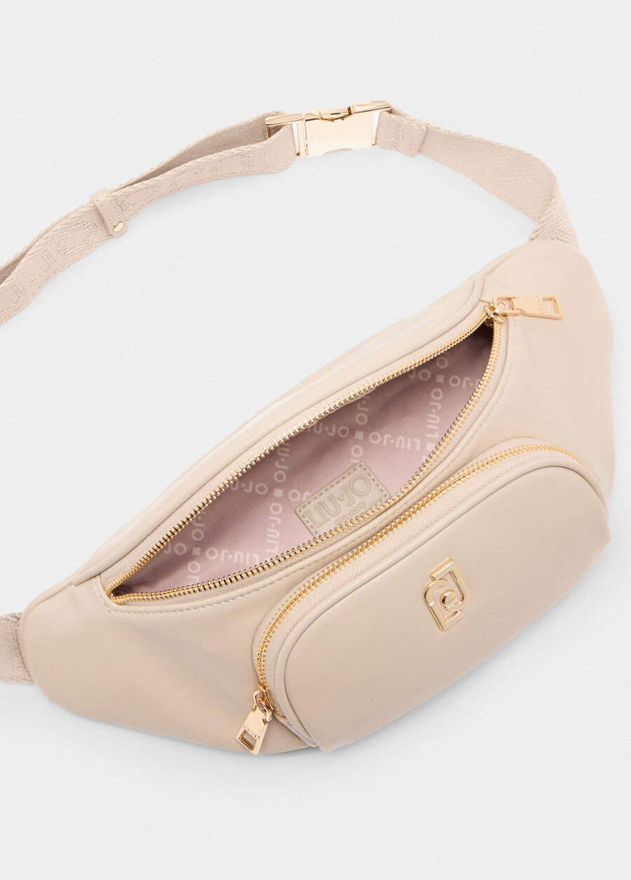pouch bag with clutch