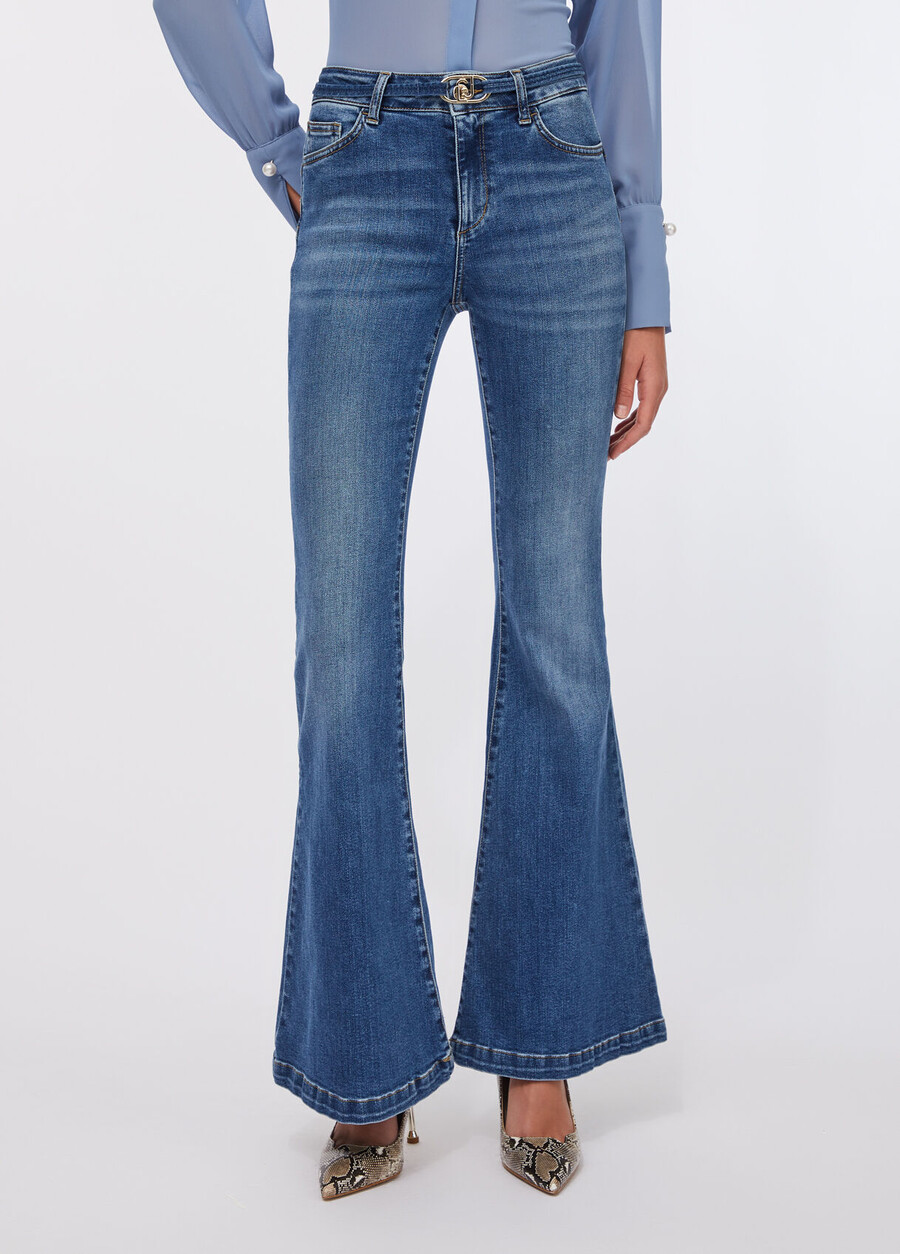 bootcut jeans with belt
