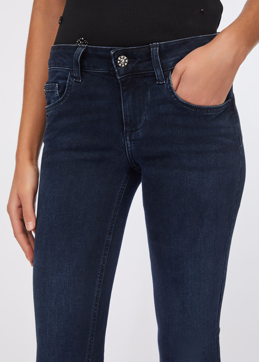 bootcut bottom up jeans