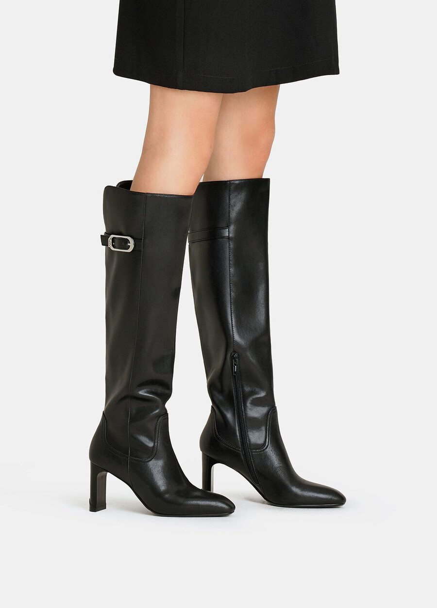 knee-high leather boots
