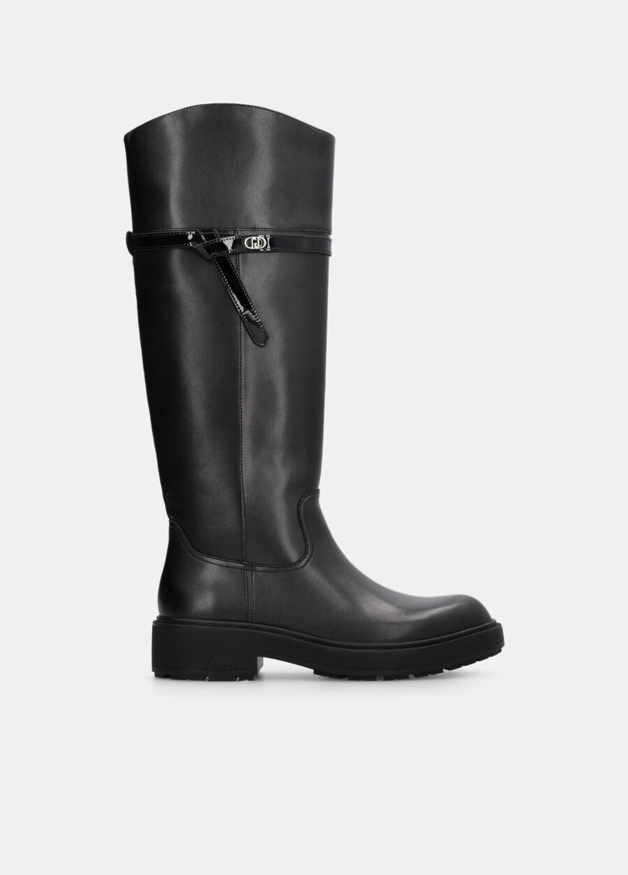 knee-high leather boots
