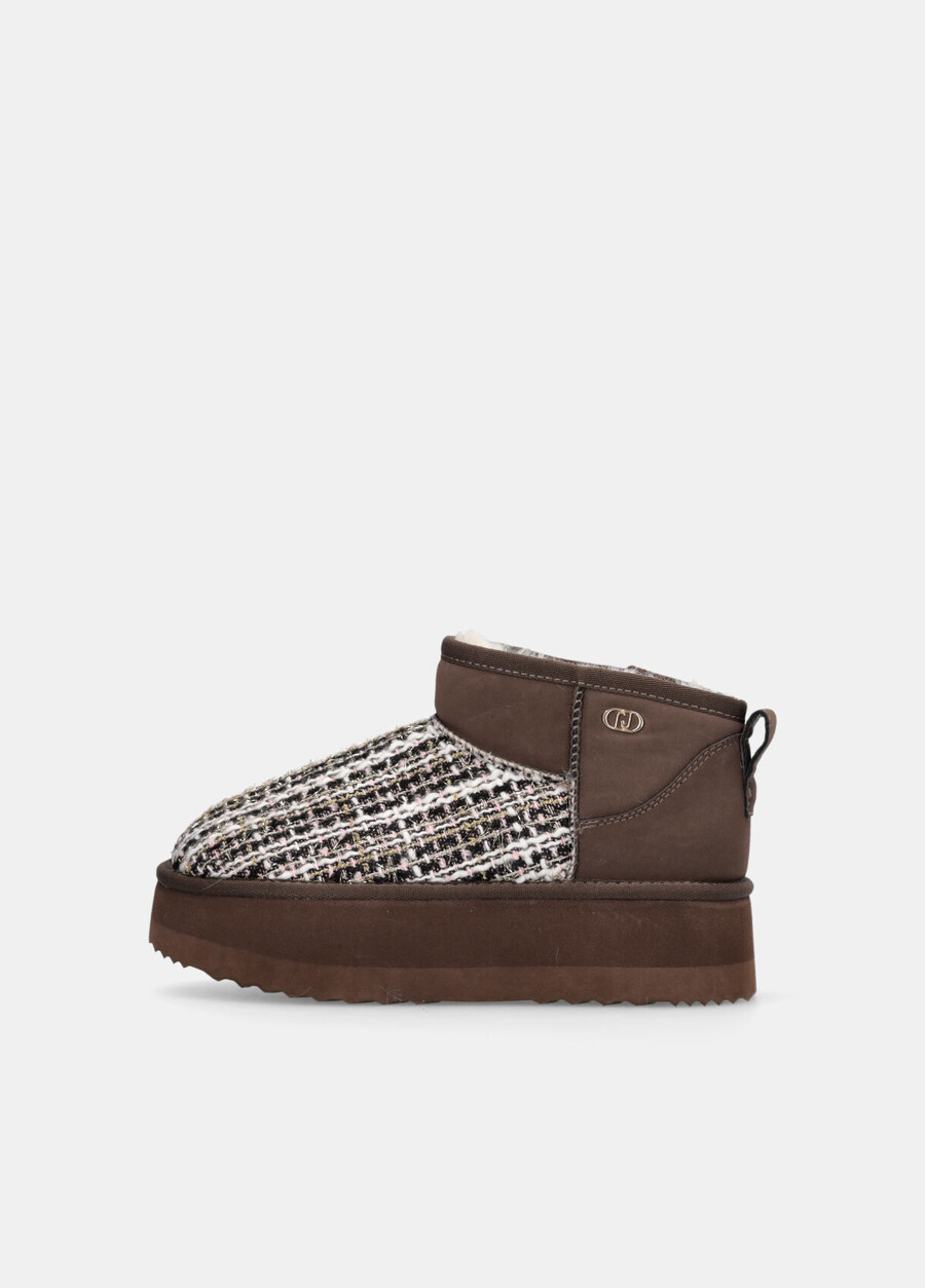 warm ankle boots with bouclé detailing