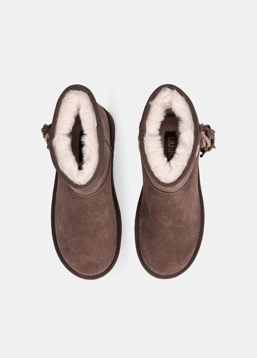 warm ankle boots with fringing