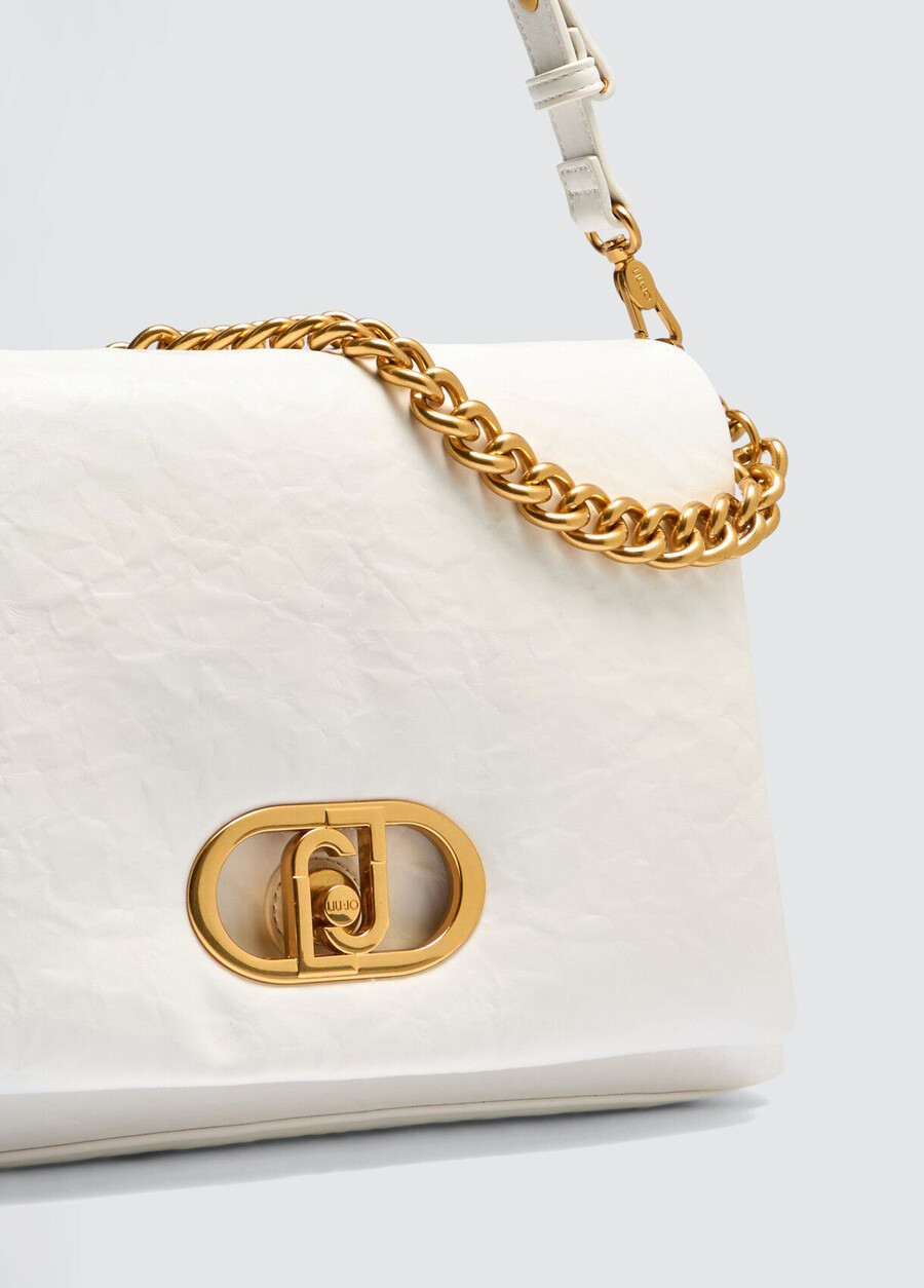 large lapuffy bag