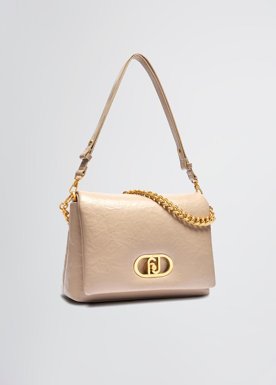 large lapuffy bag