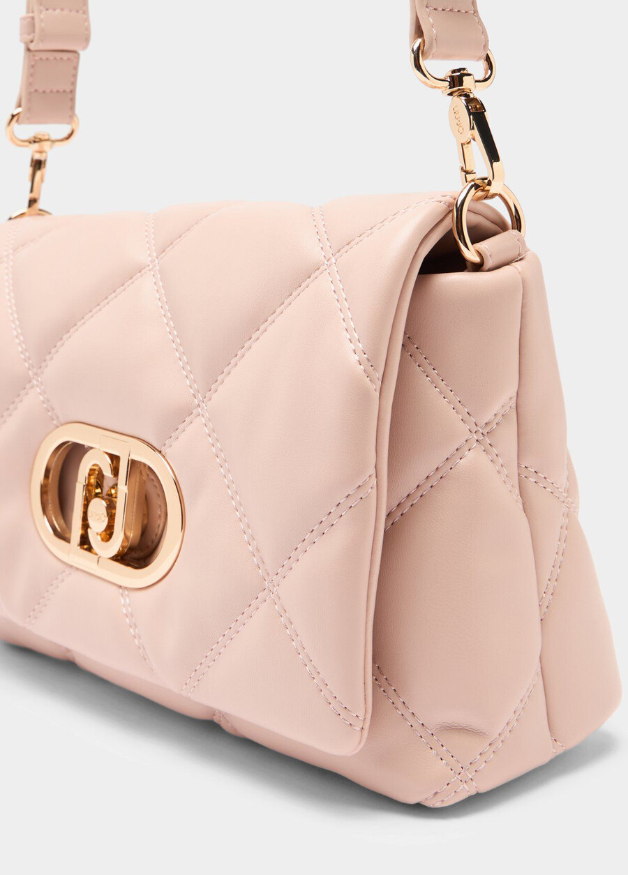 medium quilted lapuffy bag