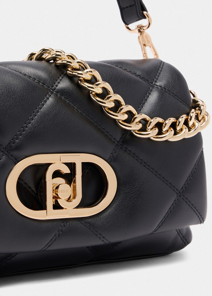 medium quilted lapuffy bag