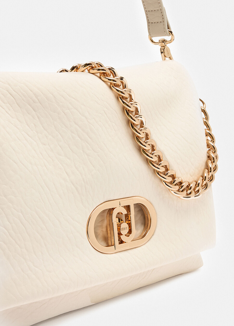 large lapuffy bag