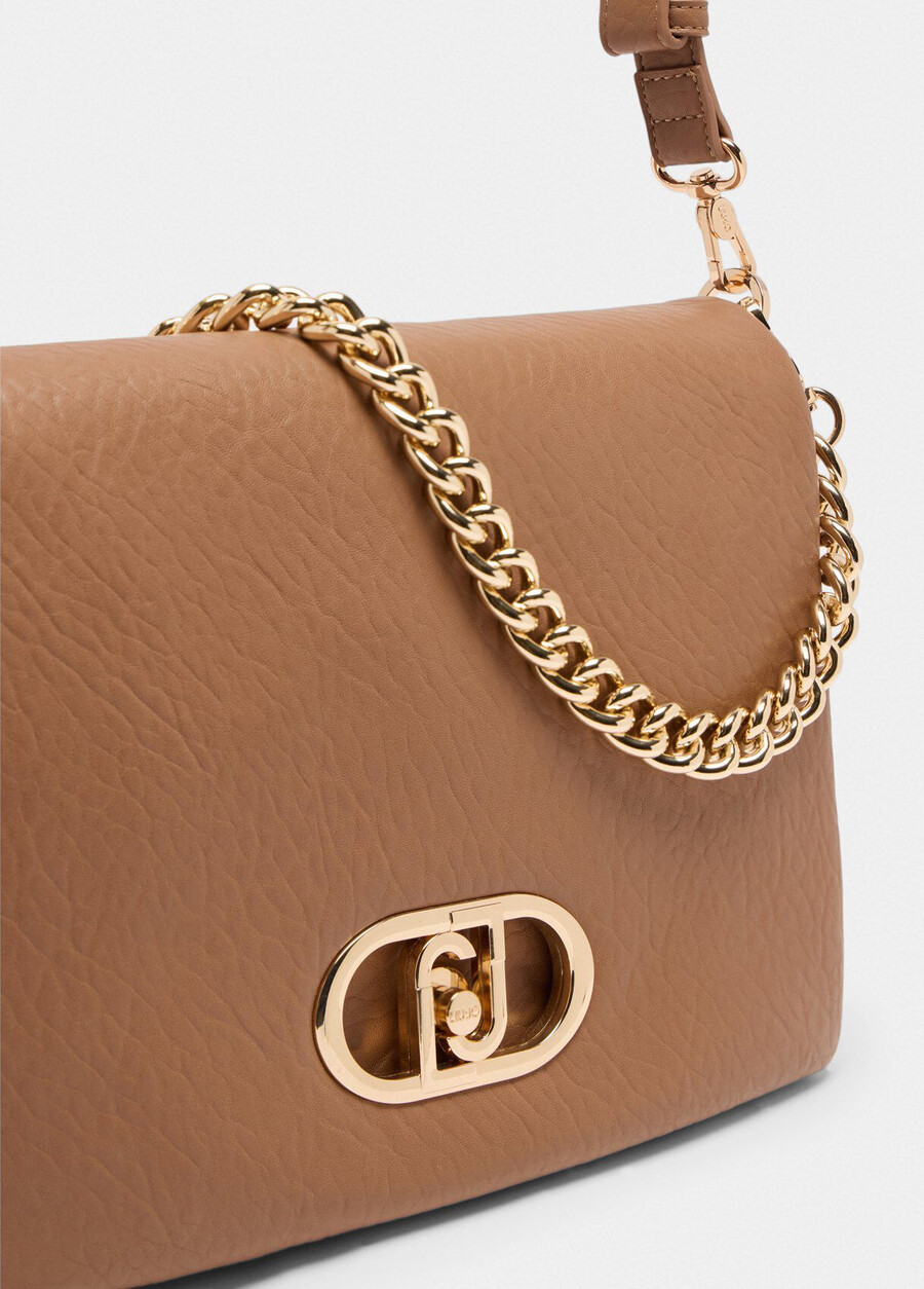 large lapuffy bag