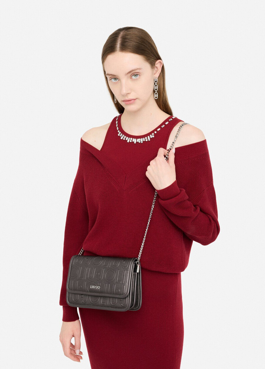 small crossbody bag