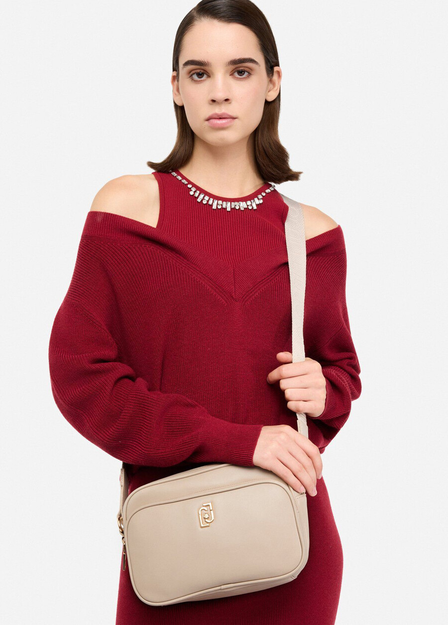 medium crossbody bag with pouch