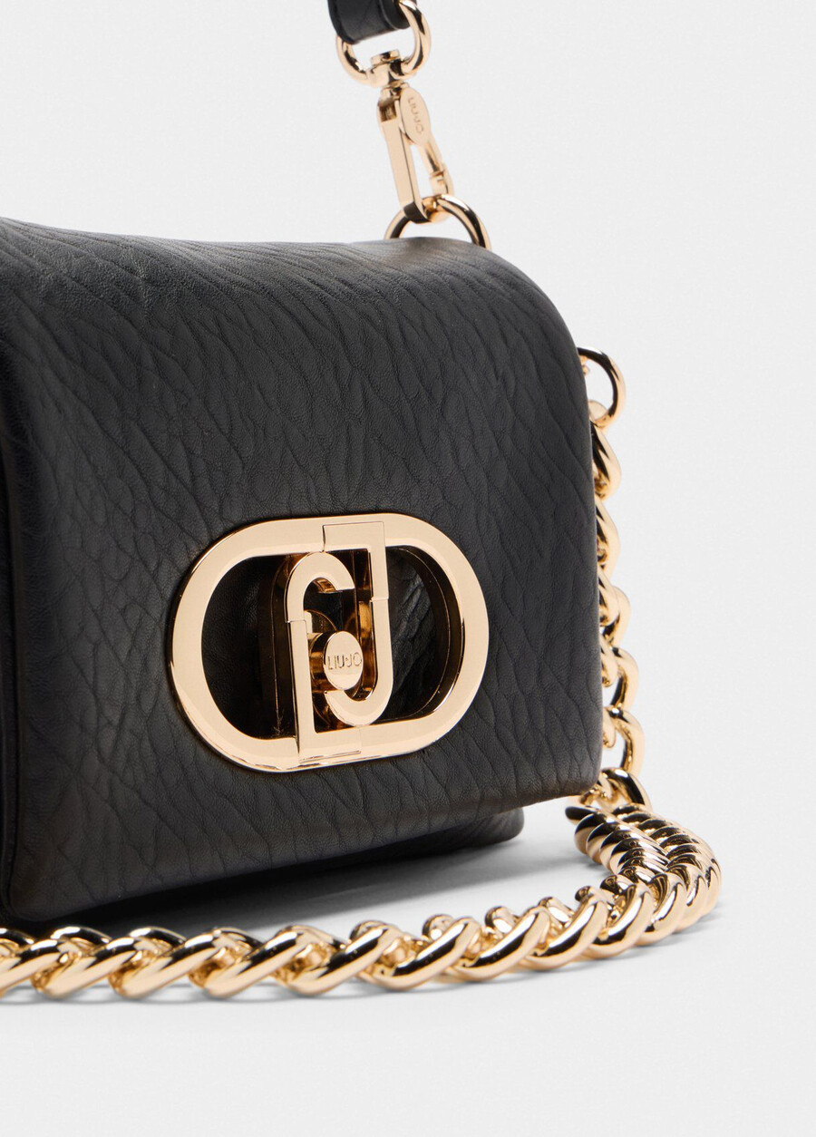 small lapuffy bag