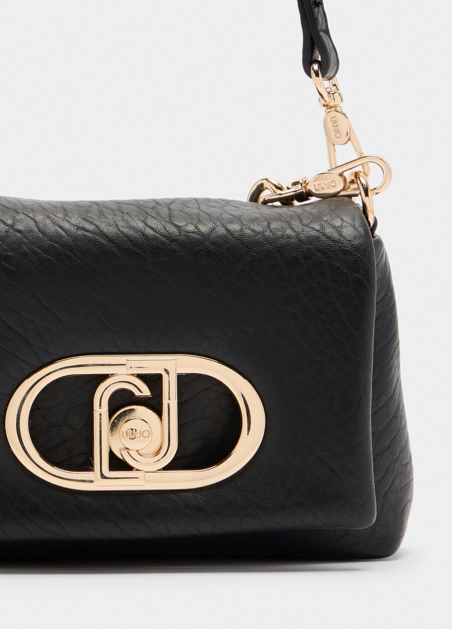 small lapuffy bag