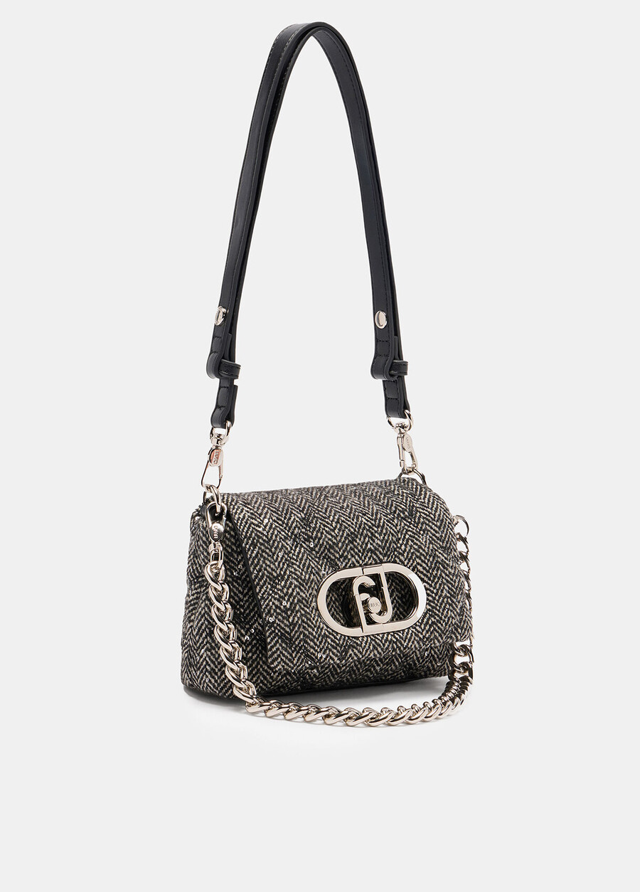 small lapuffy bag with sequins