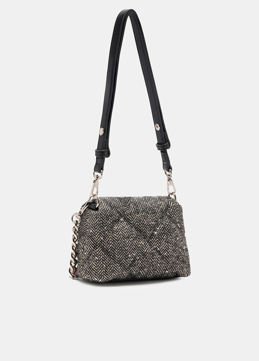 small lapuffy bag with sequins