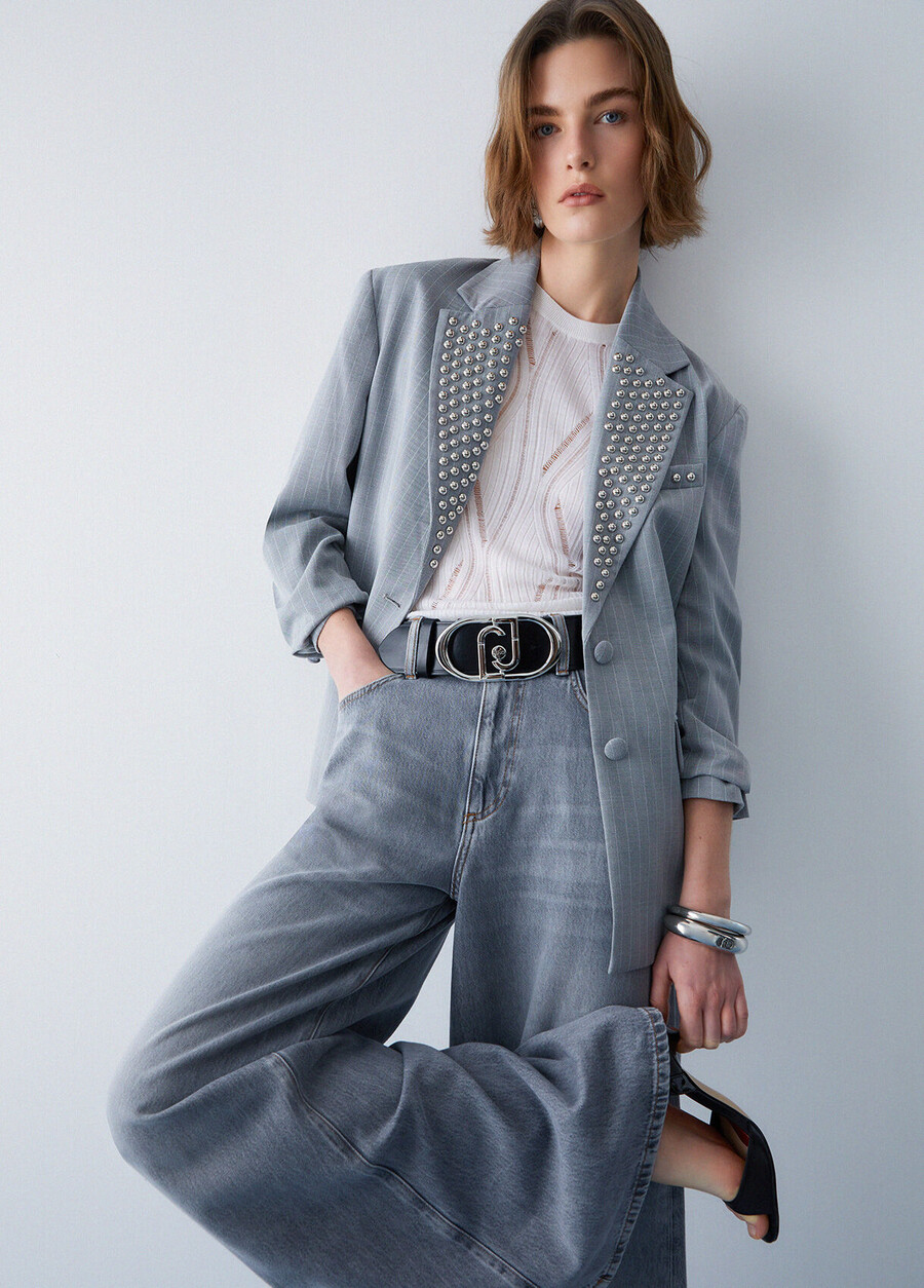 high-waisted super-flared jeans