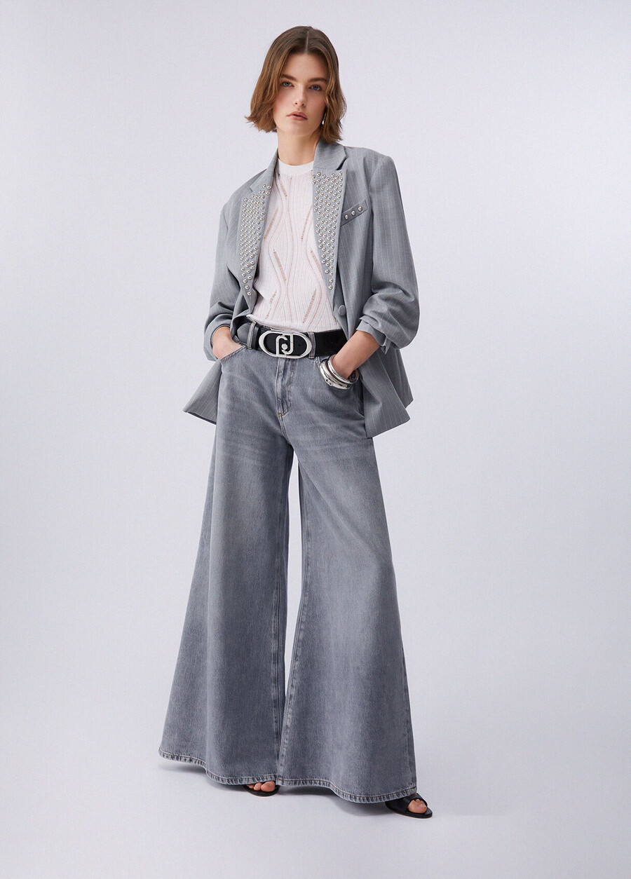 high-waisted super-flared jeans