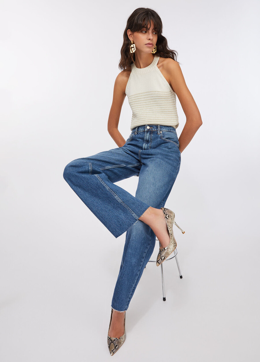 low-rise wide-leg jeans