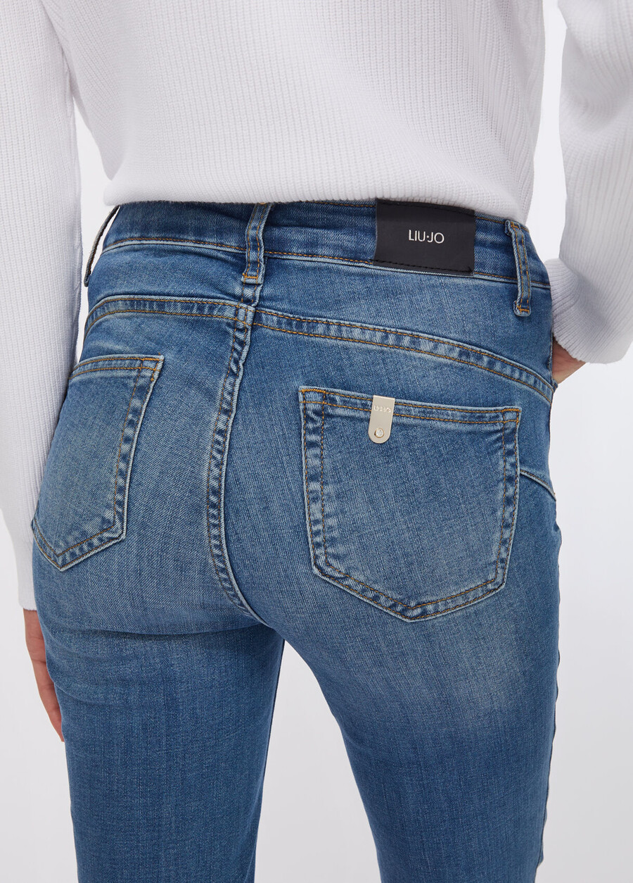 bottom up flared jeans