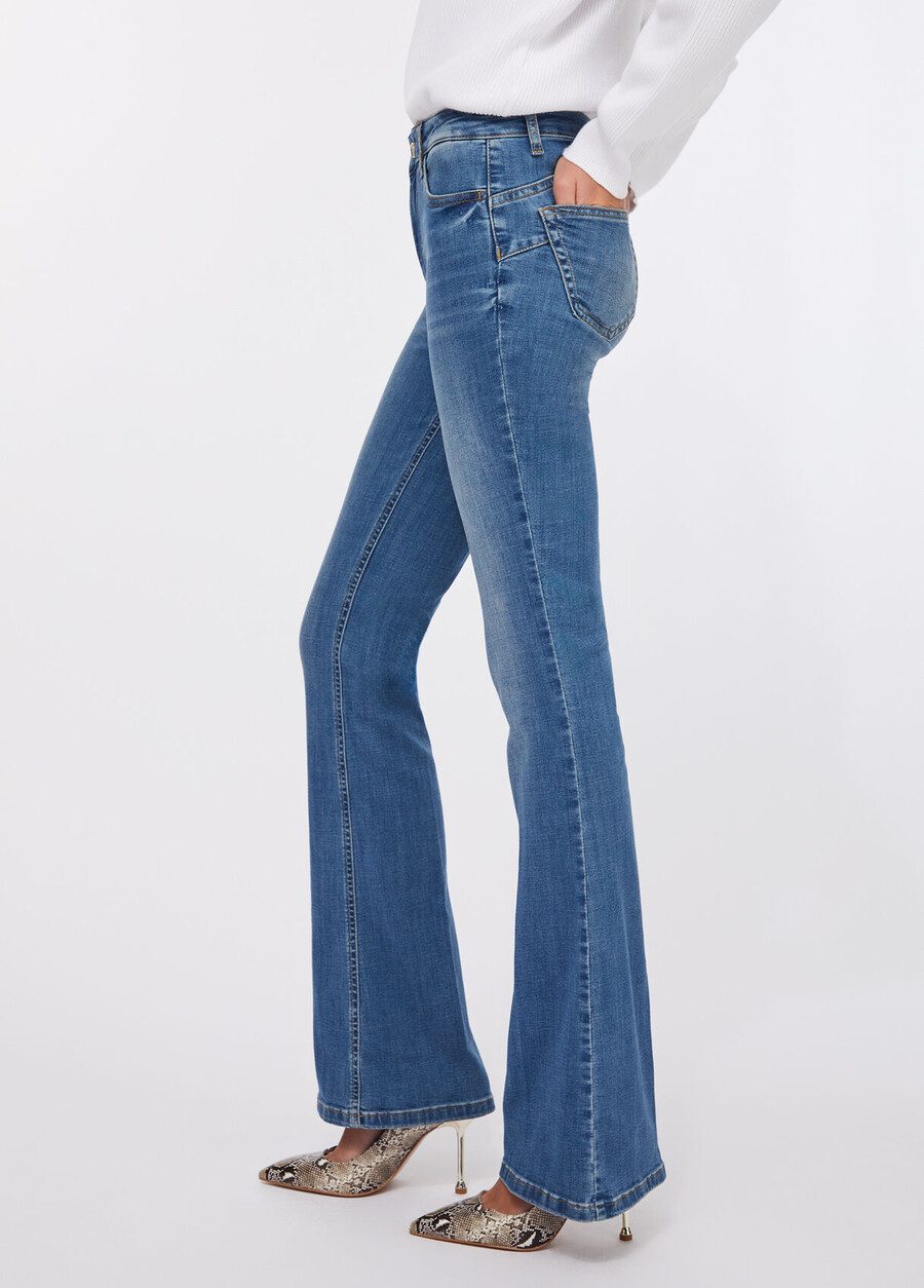bottom up flared jeans