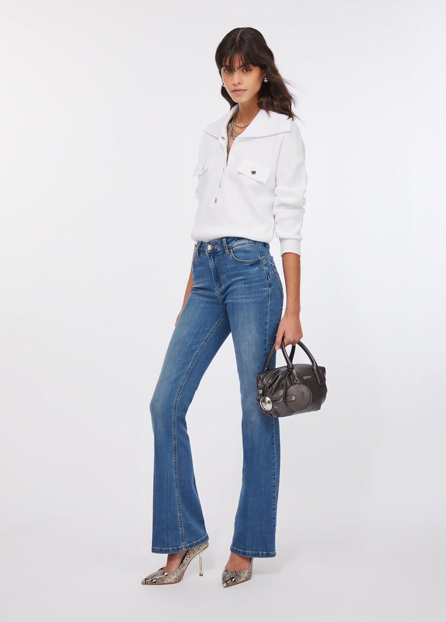 bottom up flared jeans