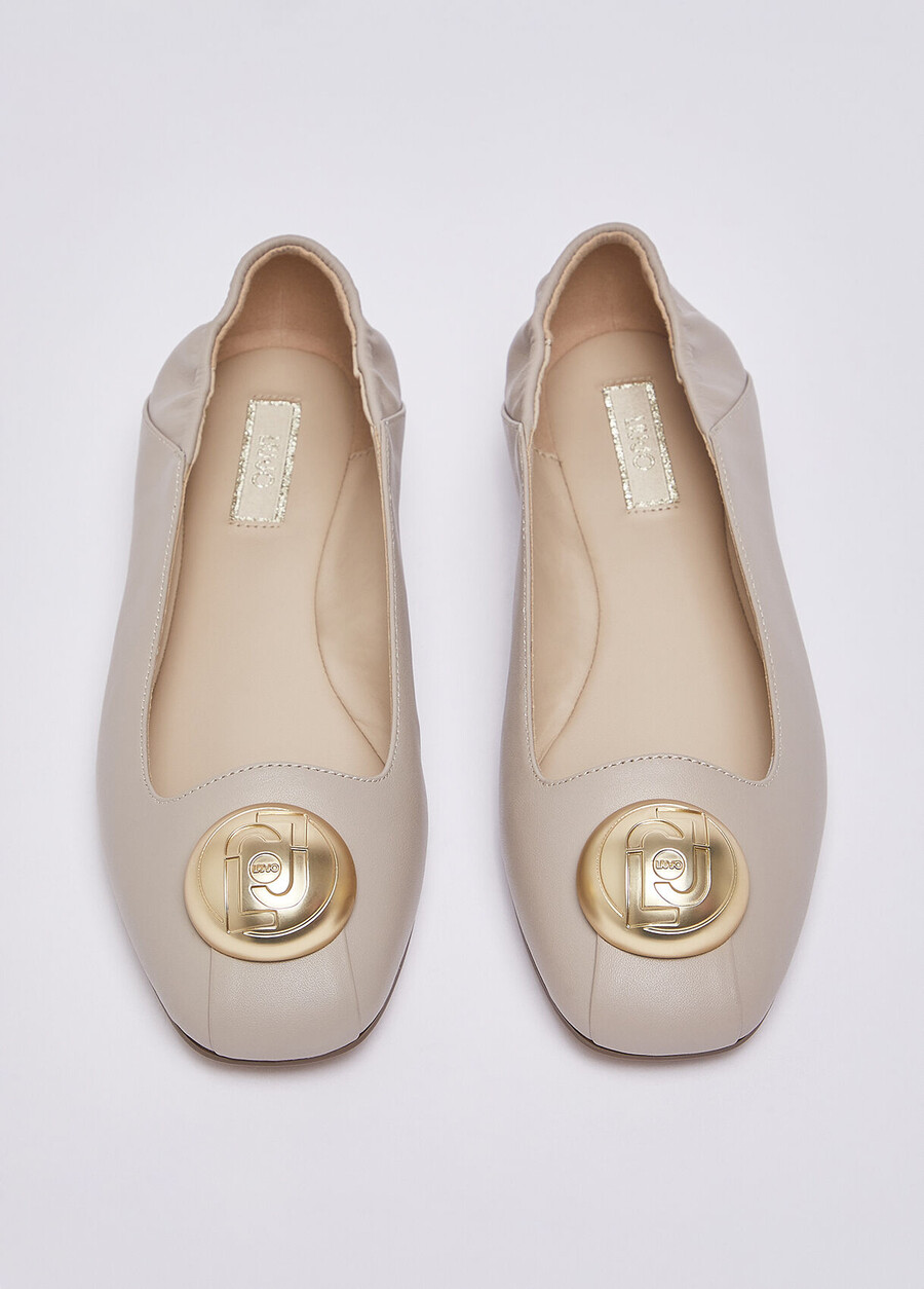 leather ballet flats with logo