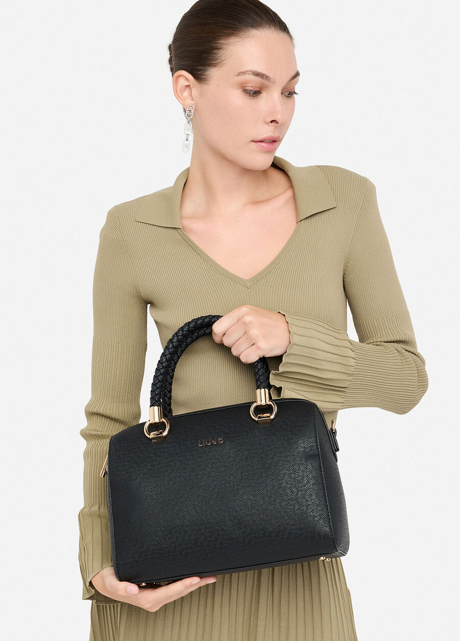 medium boston bag