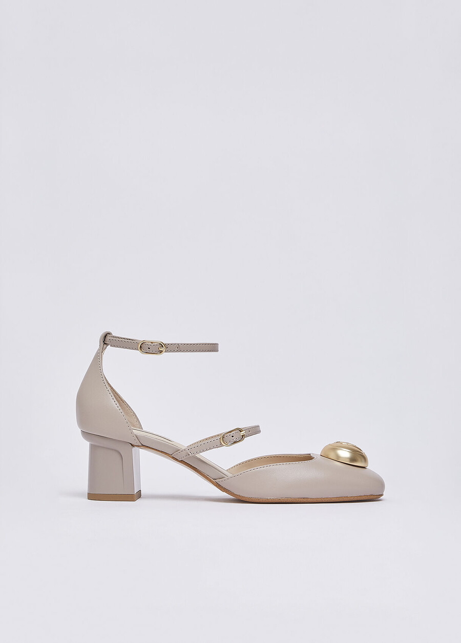two-piece leather pumps