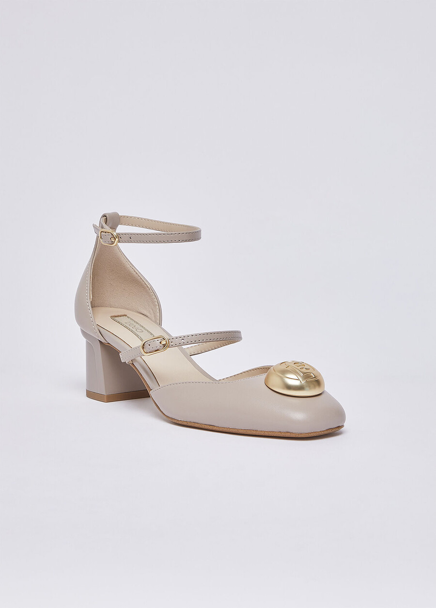 two-piece leather pumps