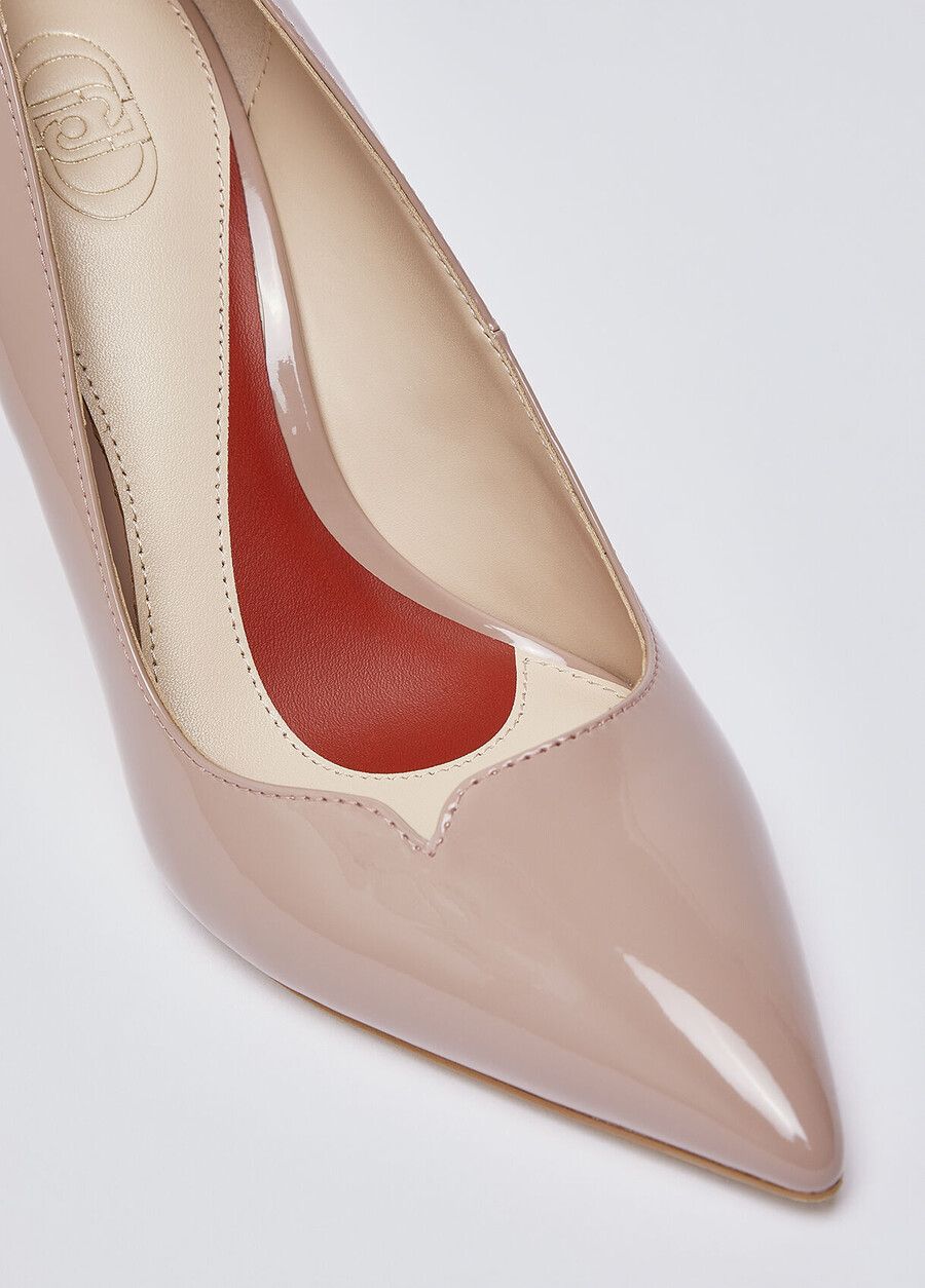 patent leather court shoes