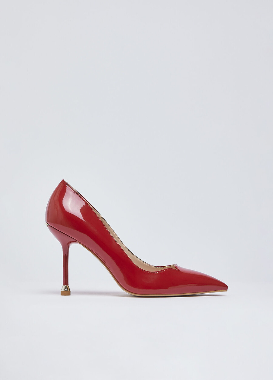patent leather court shoes