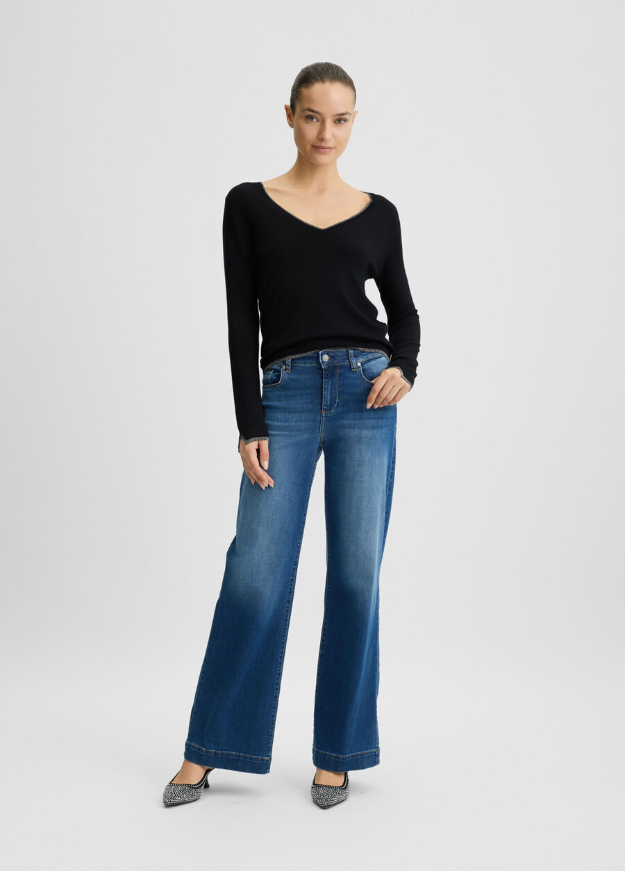 v-neck jumper