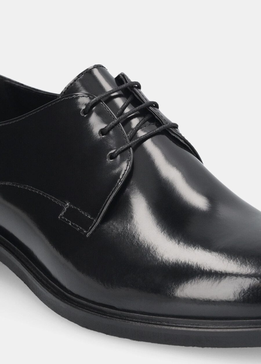 leather lace-up shoes