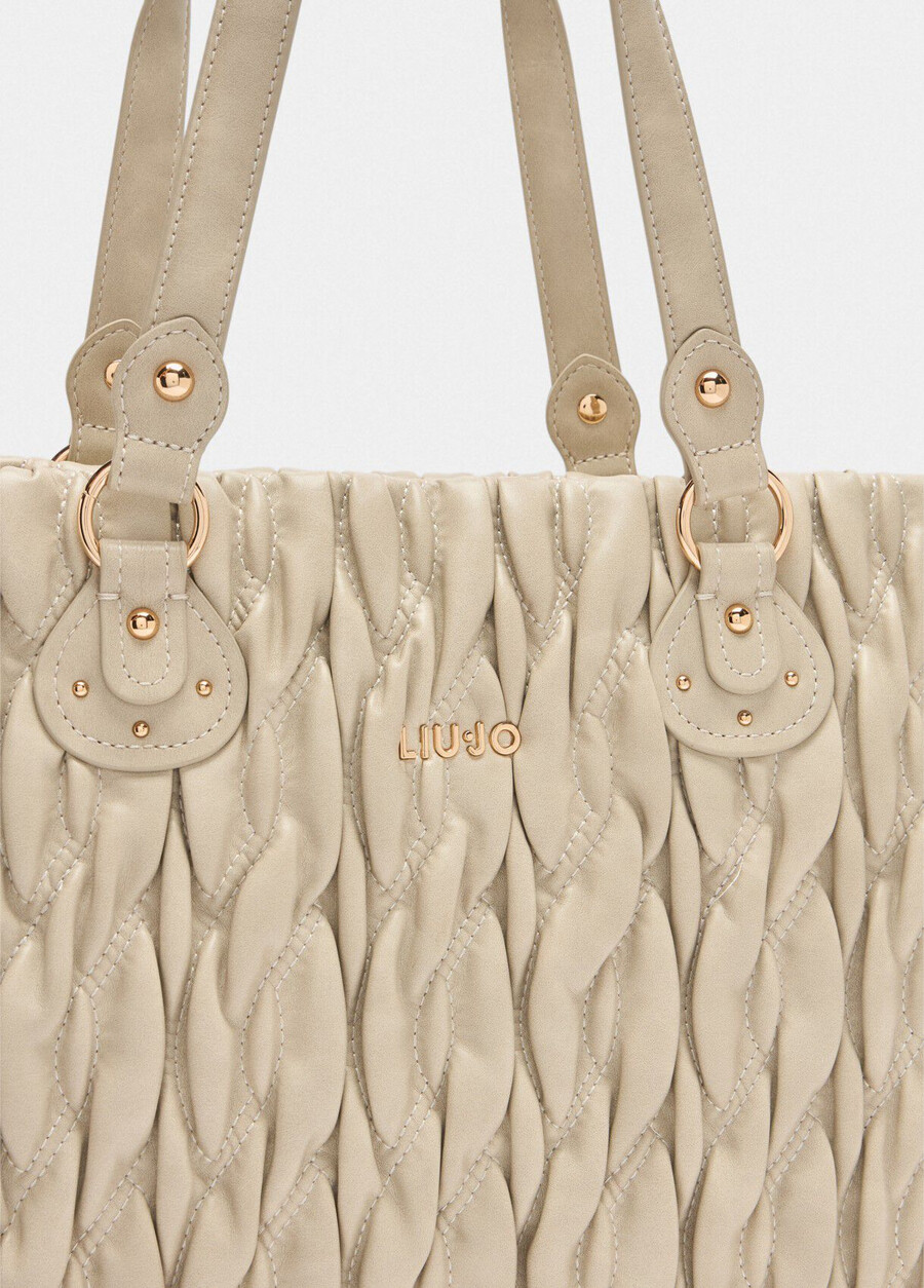 medium quilted shopping bag