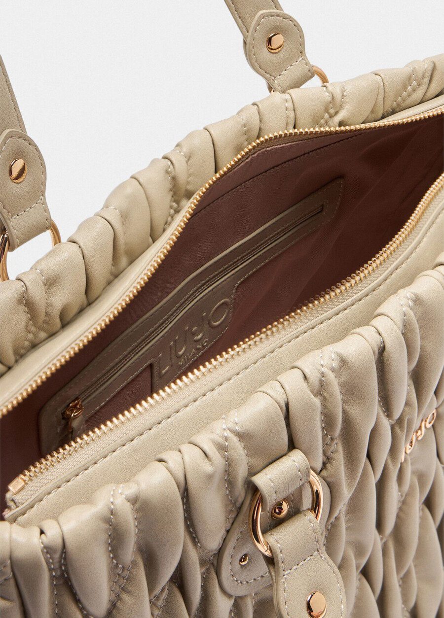 medium quilted shopping bag