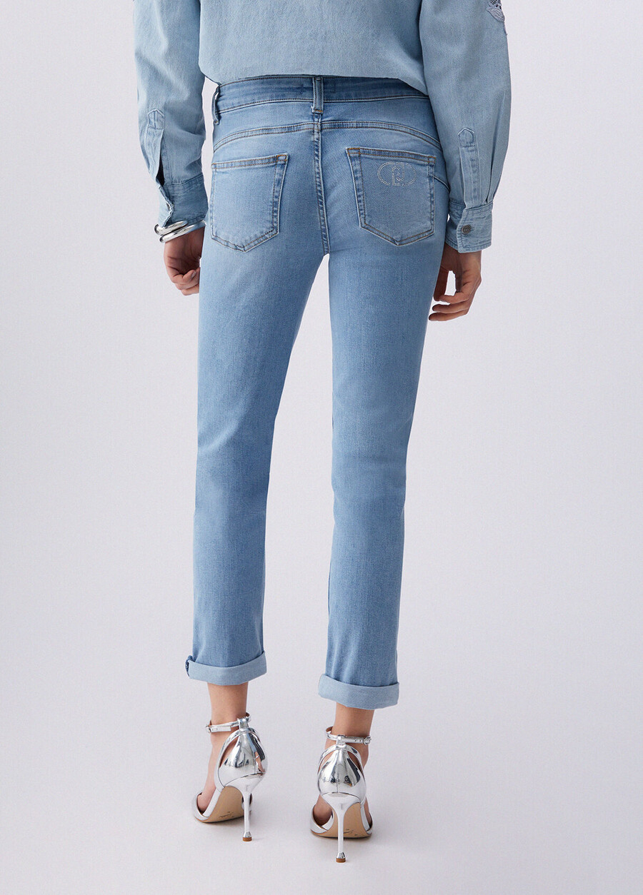 skinny jeans with turn-ups