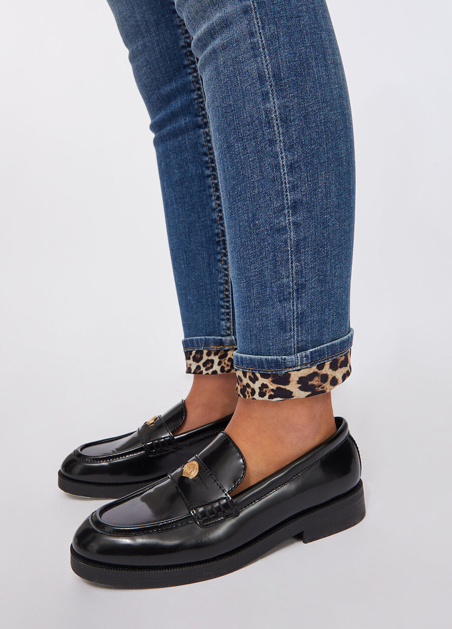 skinny jeans with turn-ups