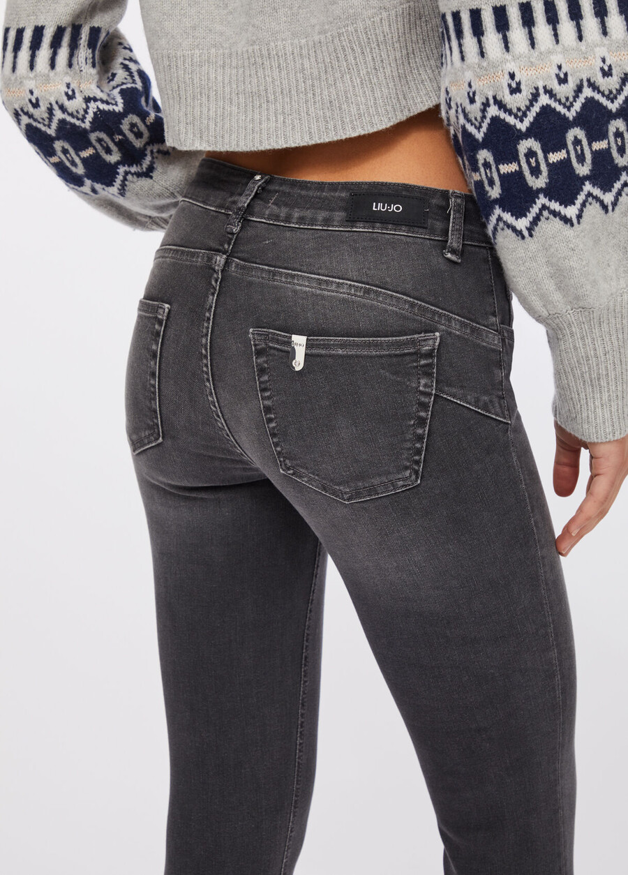 skinny jeans with turn-ups
