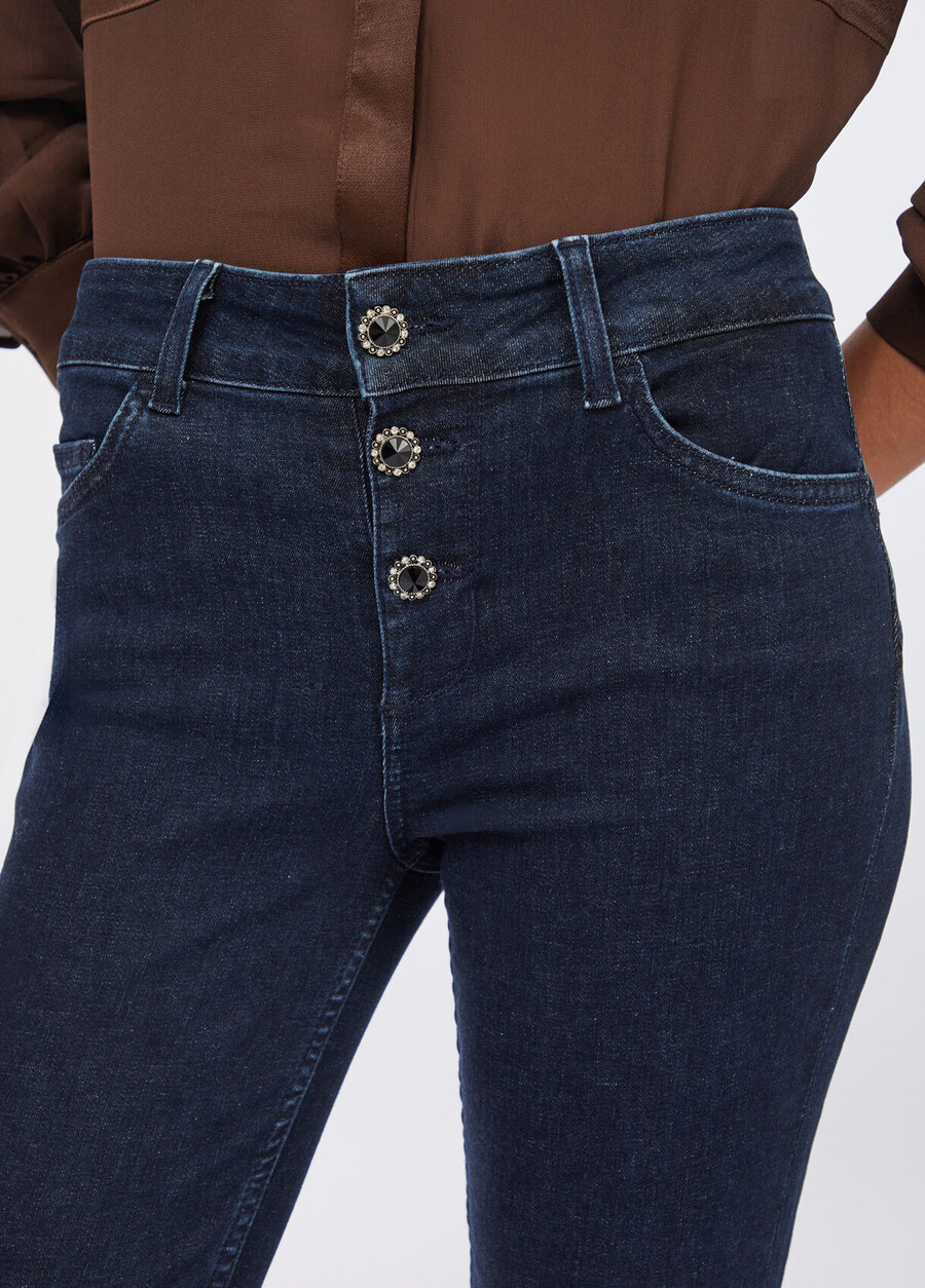 skinny jeans with turn-ups