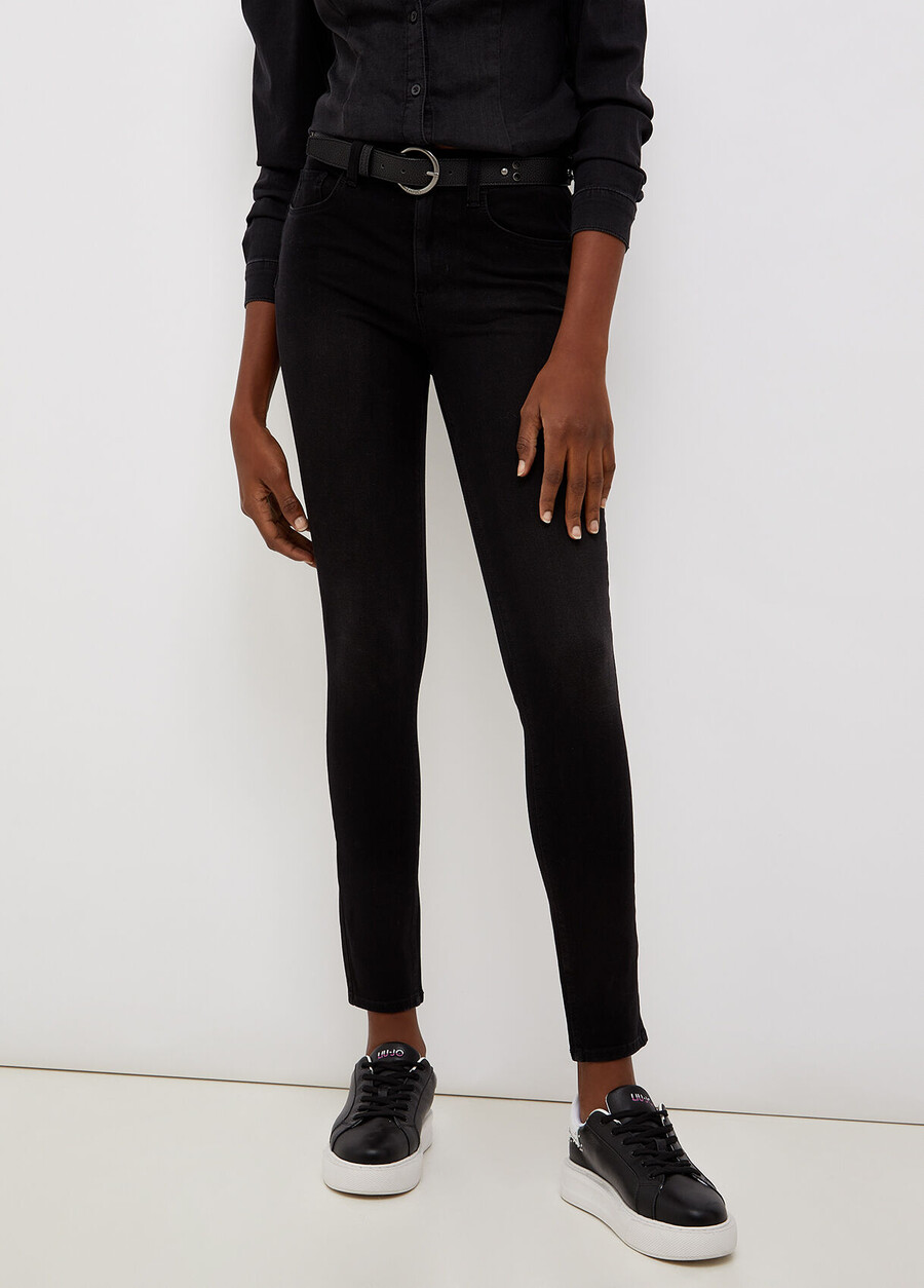 amazing fit skinny jeans