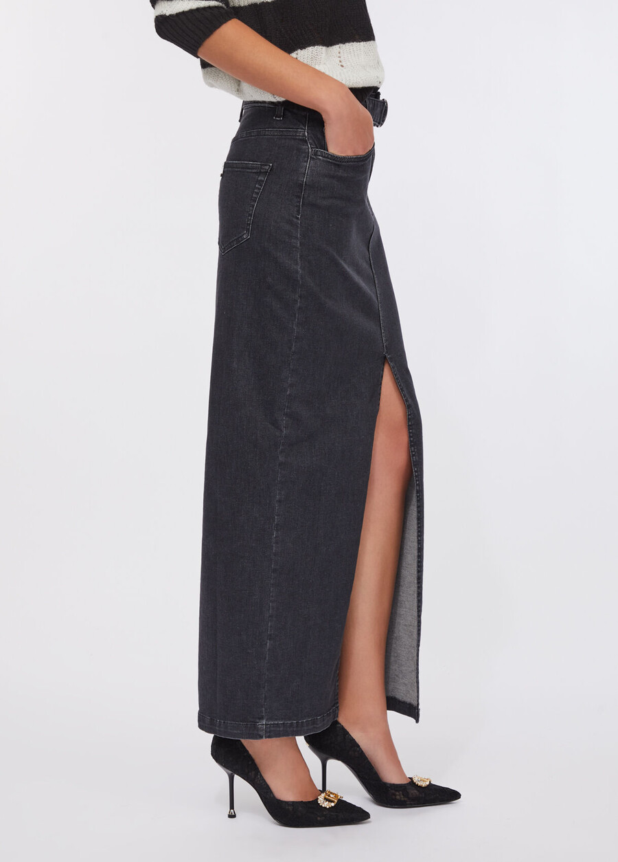 denim skirt with belt
