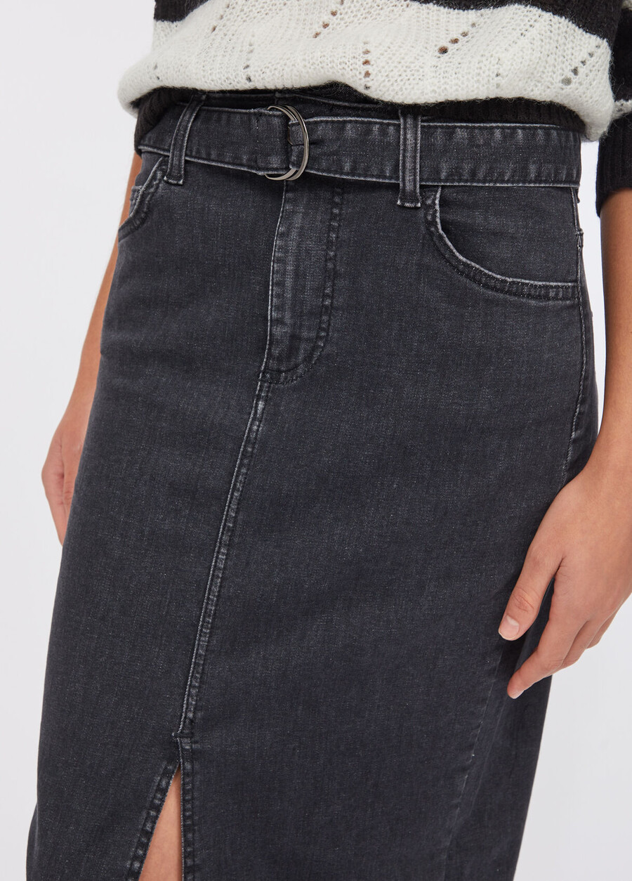 denim skirt with belt