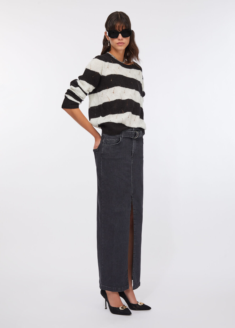 denim skirt with belt
