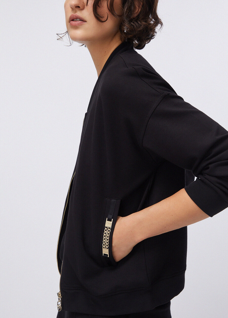 sweatshirt with zip and chain details