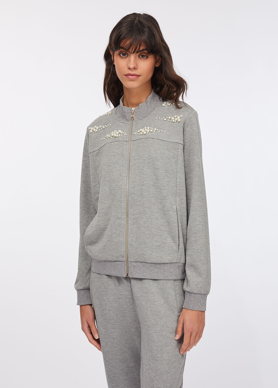 sweatshirt with zip