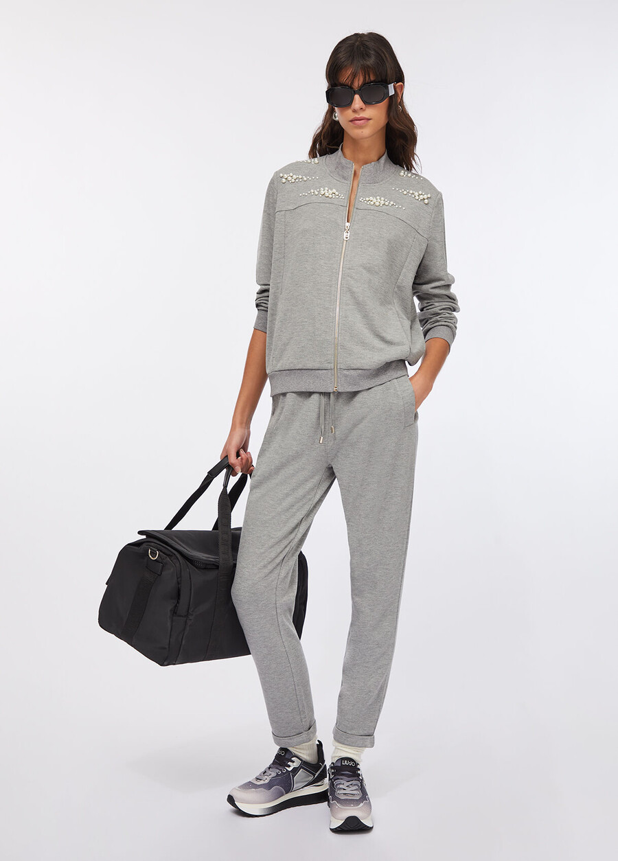 sweatshirt with zip