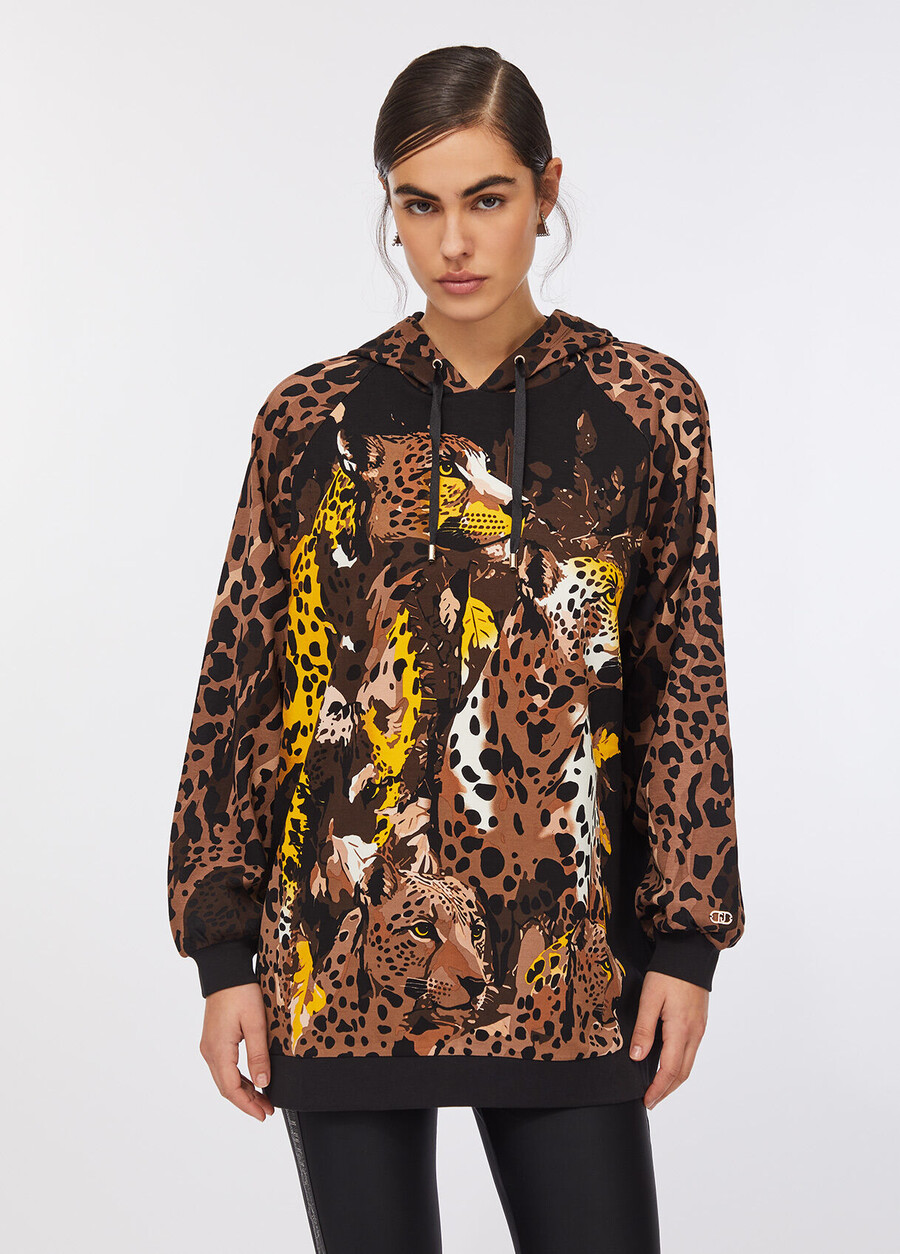 sweatshirt with animal print