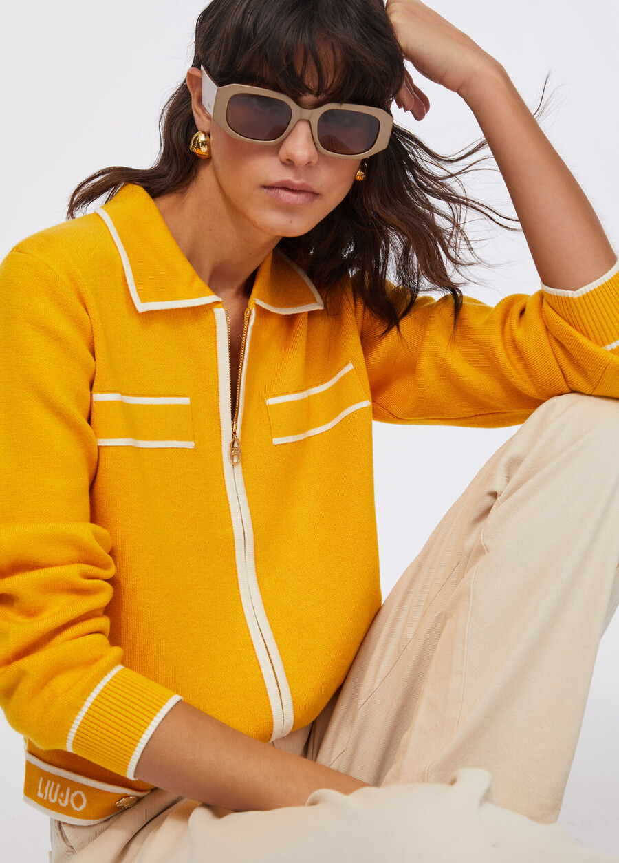 cardigan with zip