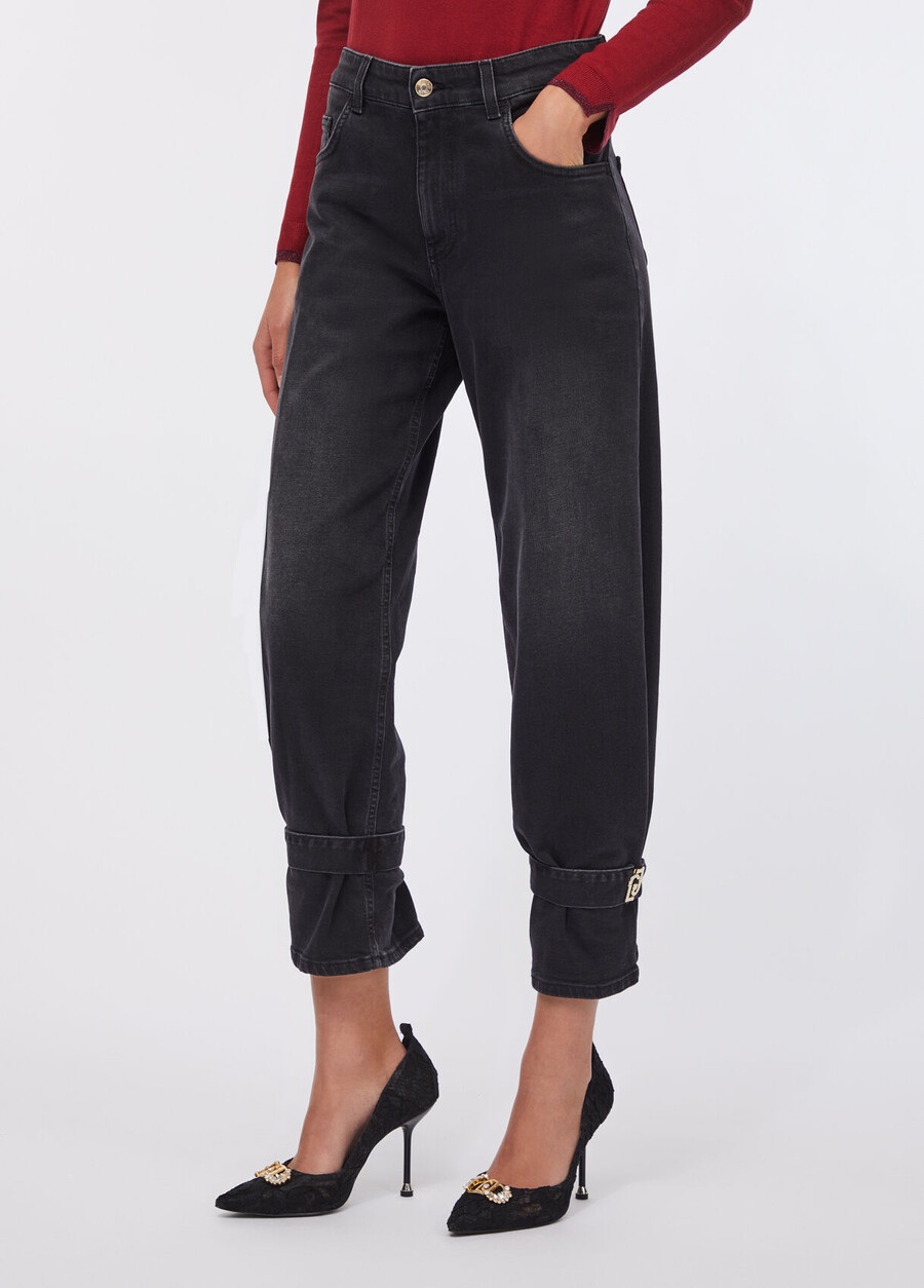 carrot-fit high-rise jeans